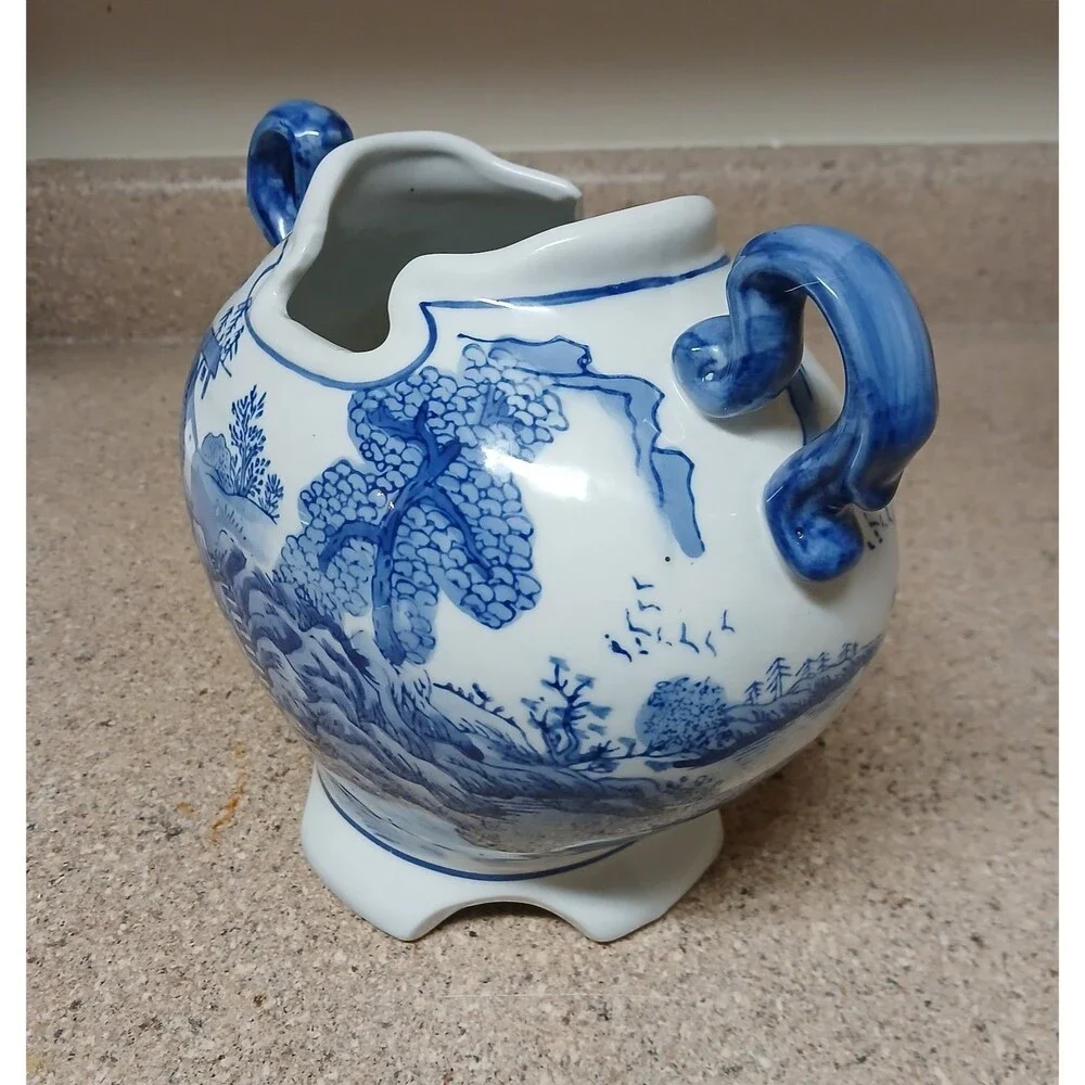 Vtg Blue & White Chinoiserie Vase Bombay Shape Cachepot Double Scroll Handle